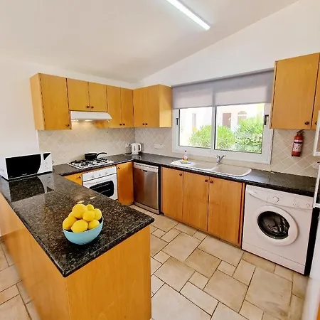 Villa 3 Bedroom Villa, Close To Coral Bay Strip And The Paphos